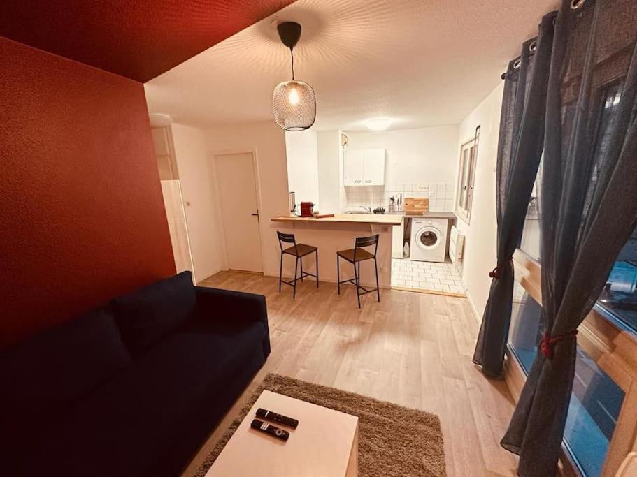 Studio Centre Avec Wifi Appartement Mulhouse Buitenkant foto