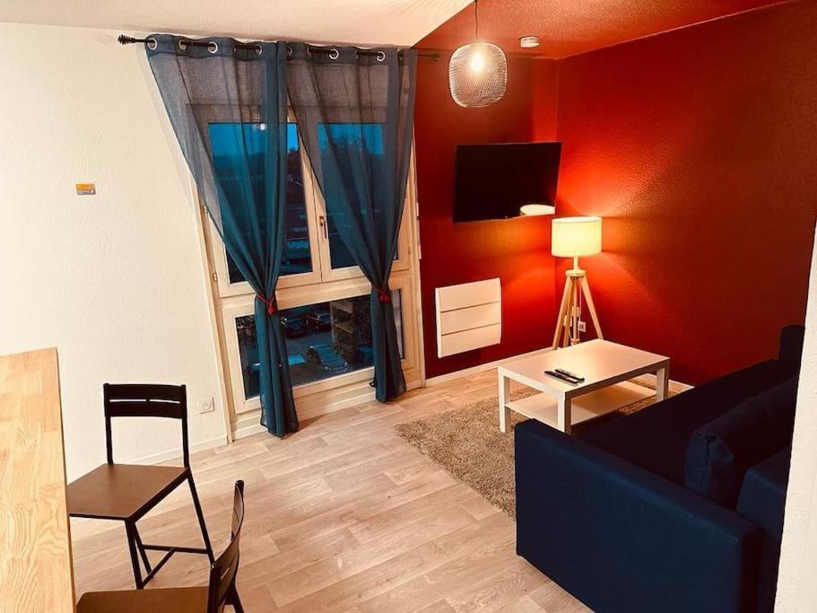 Studio Centre Avec Wifi Appartement Mulhouse Buitenkant foto